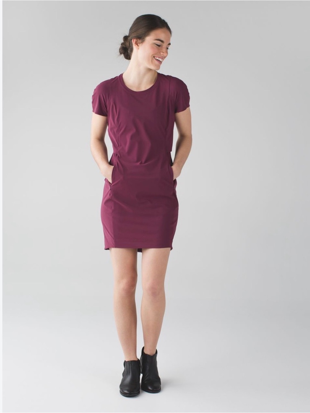 Lululemon &go Endeavor Dress Red Grape Short Sleeve Size 4